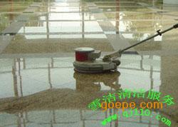 厚街鎮工業地坪打蠟服務全解析 水磨石與環氧地坪的潔凈美學